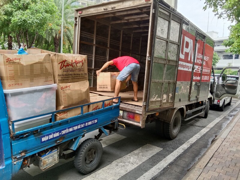 Thuê xe tải vận chuyển hàng hóa tại Vận Tải Lefo