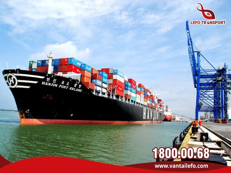 Tàu Viễn Dương là loại tàu chuyên dụng để chở các loại hàng hóa kích cỡ lớn