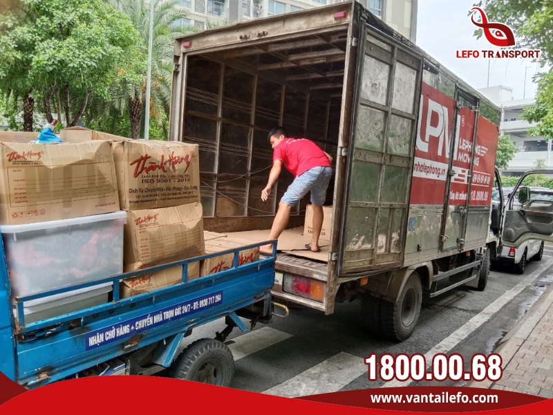 Vận Tải Lefo có dịch vụ đi kèm bốc xếp hàng hóa