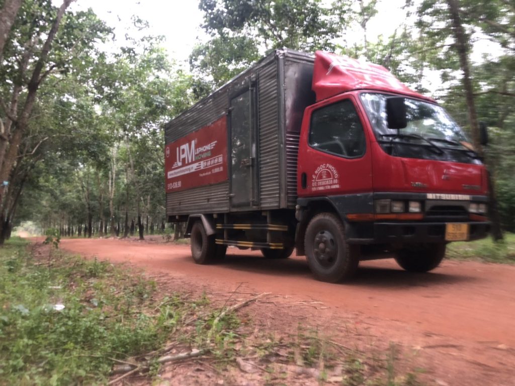 Cho thuê xe tải chở hàng KCN Phúc Long - Long An Giá rẻ