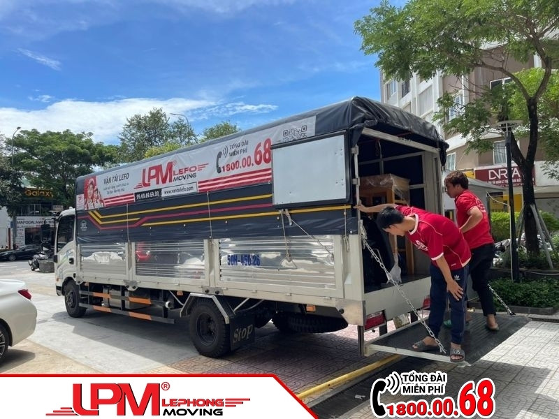 Triển khai dịch vụ cho thuê xe tải có bửng nâng