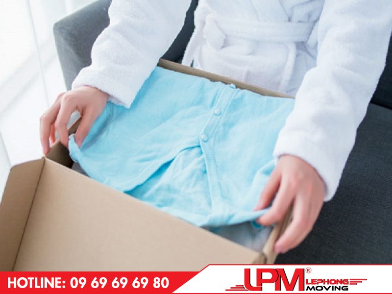 Phương pháp Flatpack phù hợp vận chuyển hàng may mặc áo phông