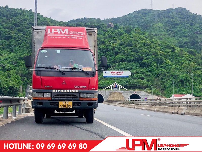 Quãng đường và thời gian vận tải là 2 yếu tố quan trọng quyết định đến giá thuê xe tải 6 tấn