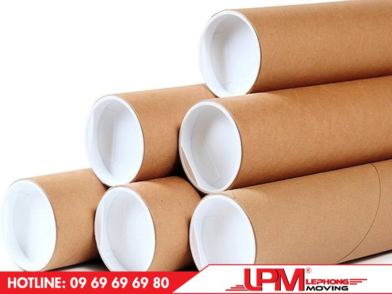 Sử dụng ống nhựa hoặc ống carton khi đóng gói hàng văn phòng phẩm dạng mảnh