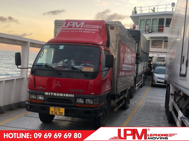 Ưu điểm của dịch vụ vận chuyển hàng hóa bằng xe tải TPHCM là giá thành rẻ hơn hầu hết phương tiện khác